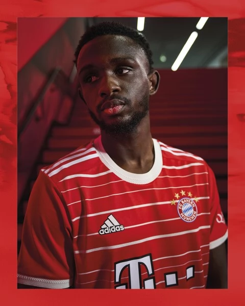 Maillot de Foot Bayern Munich Lewandowski 9 Enfant Tenue Domicile 2022/23